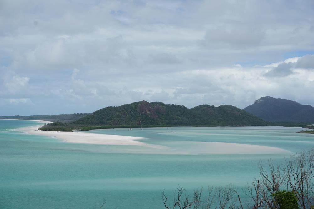 Finding the purest sand of the world near Airlie Beach