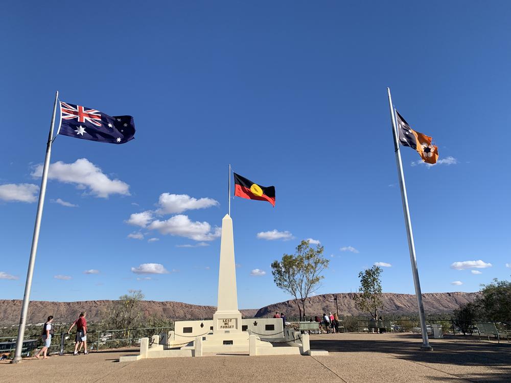 Alice Springs - In The Middle Of Nowhere