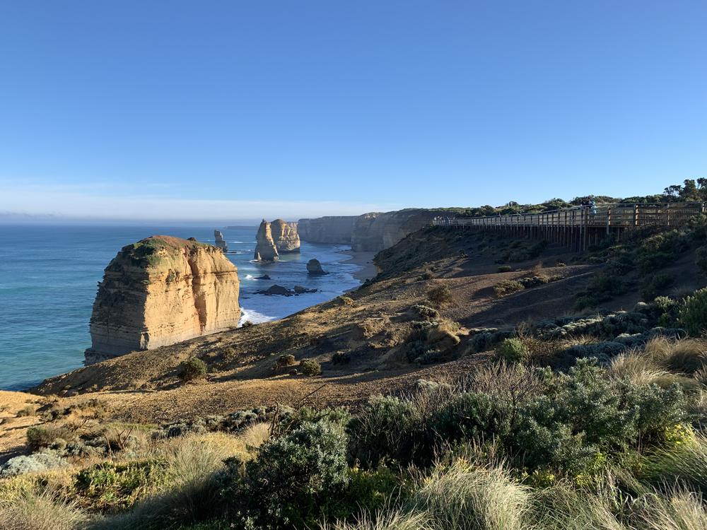 Melbourne - Meeting Twelve Apostles on the Great Ocean Road