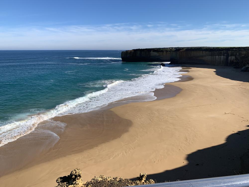 Melbourne - Meeting Twelve Apostles on the Great Ocean Road