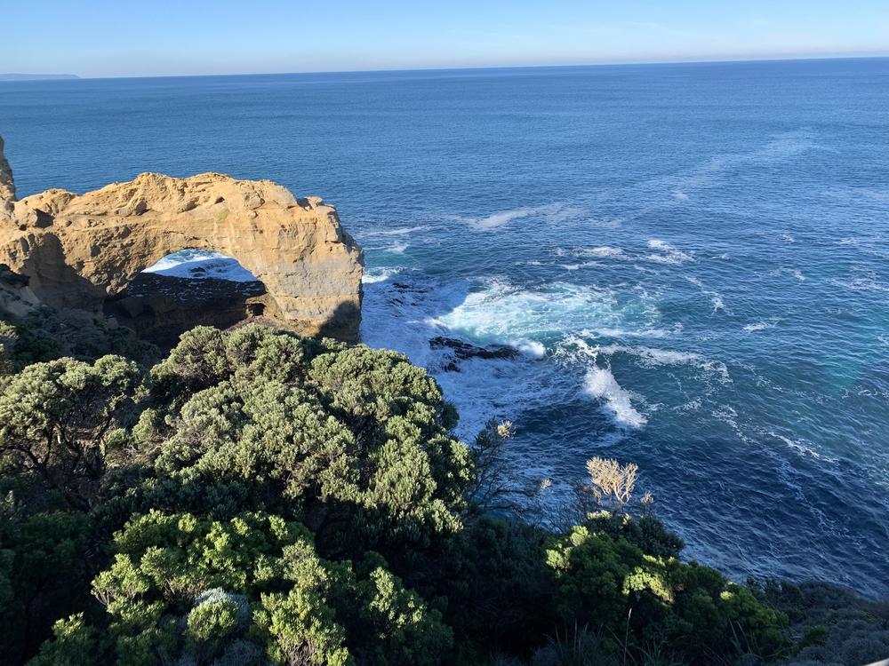 Melbourne - Meeting Twelve Apostles on the Great Ocean Road