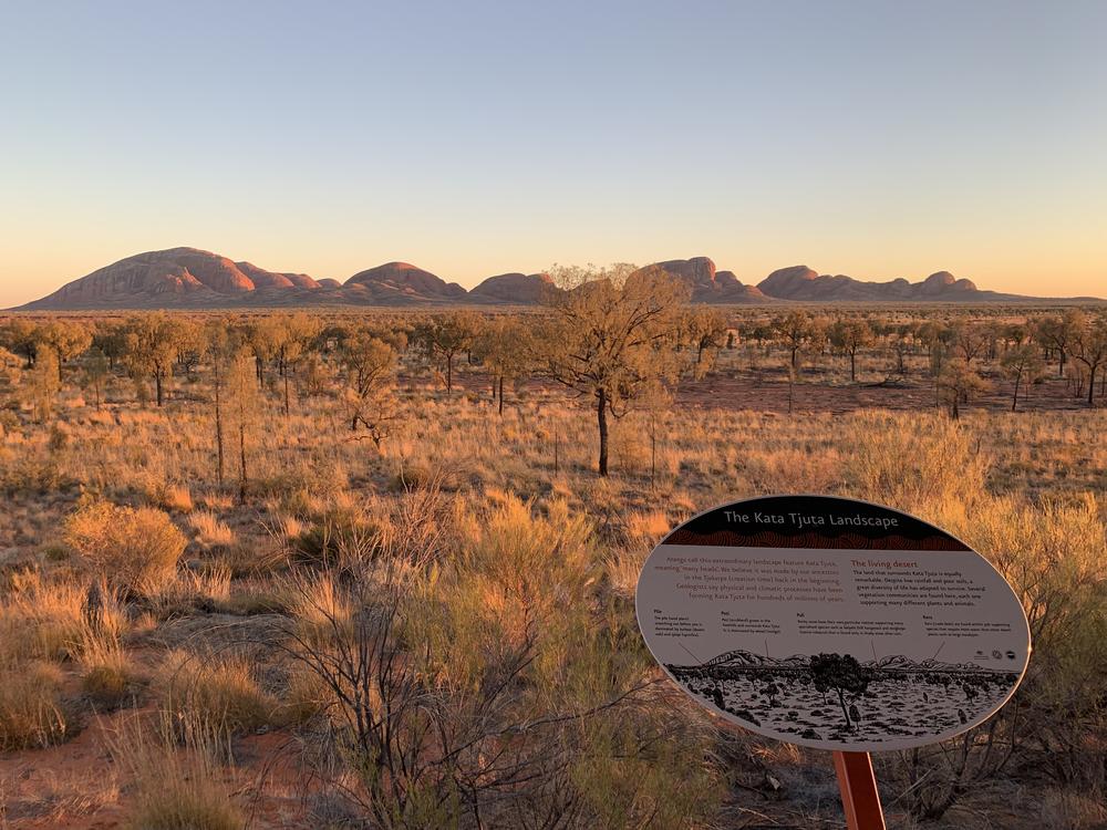 Uluru (I) - On top of Austalia's heart