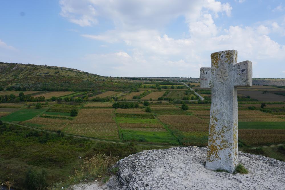 Orheiul Vechi - Peaceful nature & a cave monastery