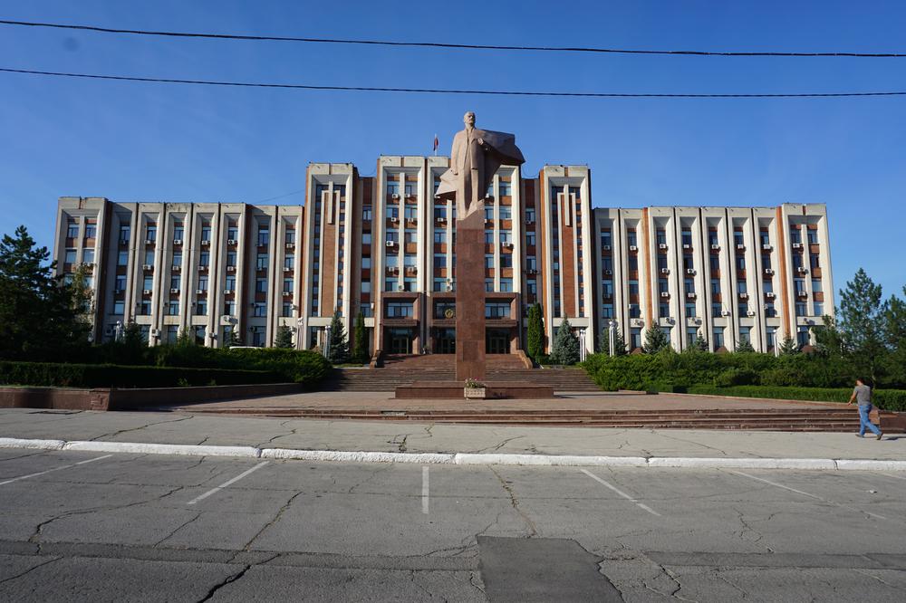 Transnistria - The country that does NOT EXIST (I): Tiraspol