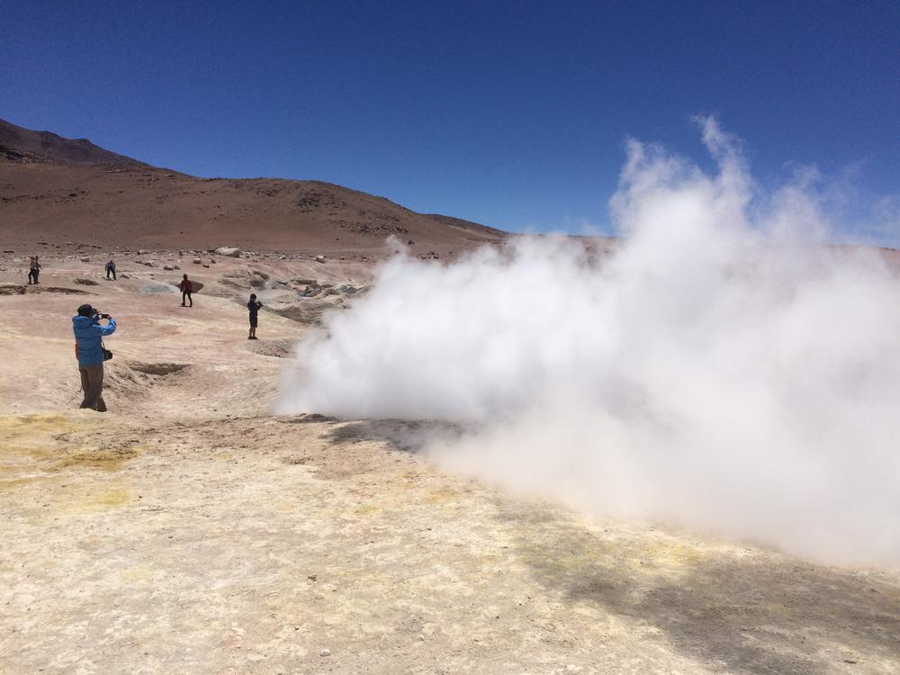 Uyuni - Entering the amazing landscapes of Bolivia