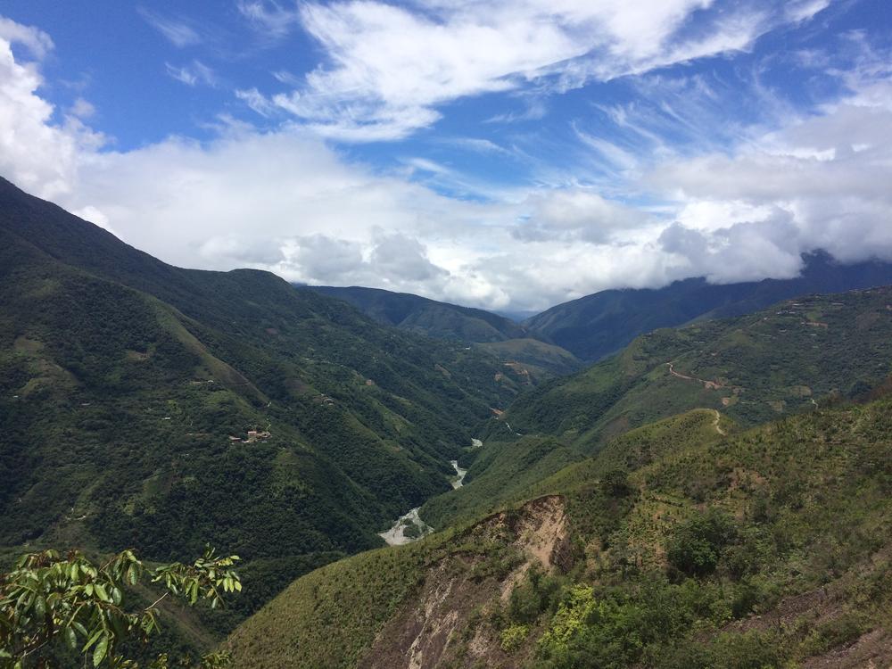 Yungas - Mountainbiking on the death road