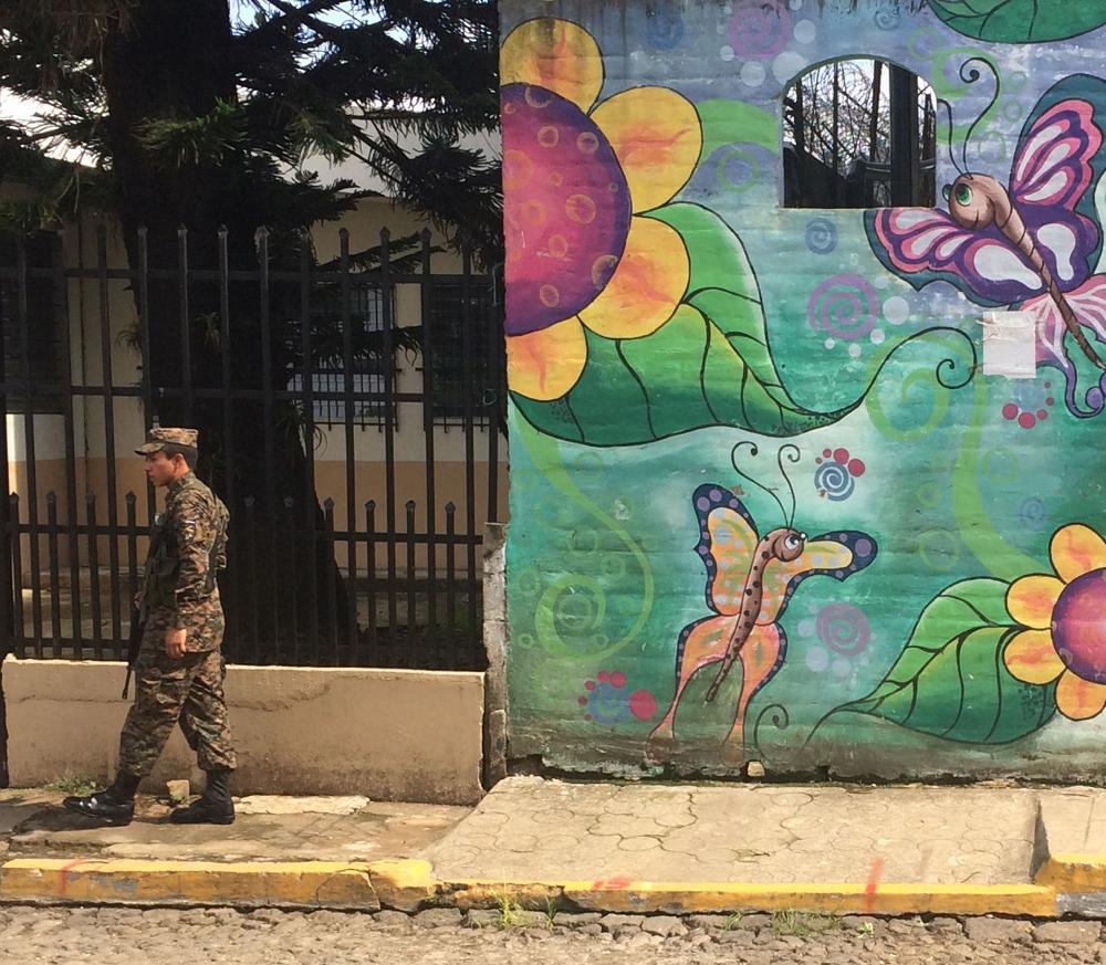 Ruta de las Flores - villages full of flowers and murals