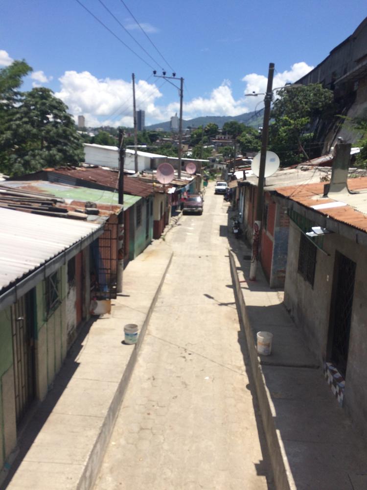 San Salvador - My visit to the MURDER capital of the world