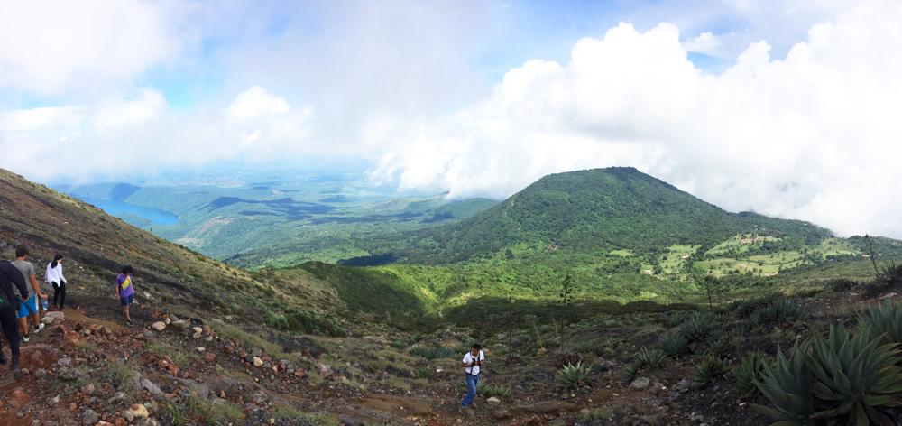 Santa Ana - Volcano ascent with the police