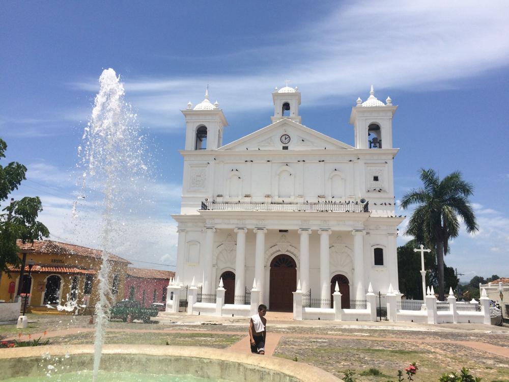 The beautiful colonial city Suchitoto & a conclusion about El Salvador