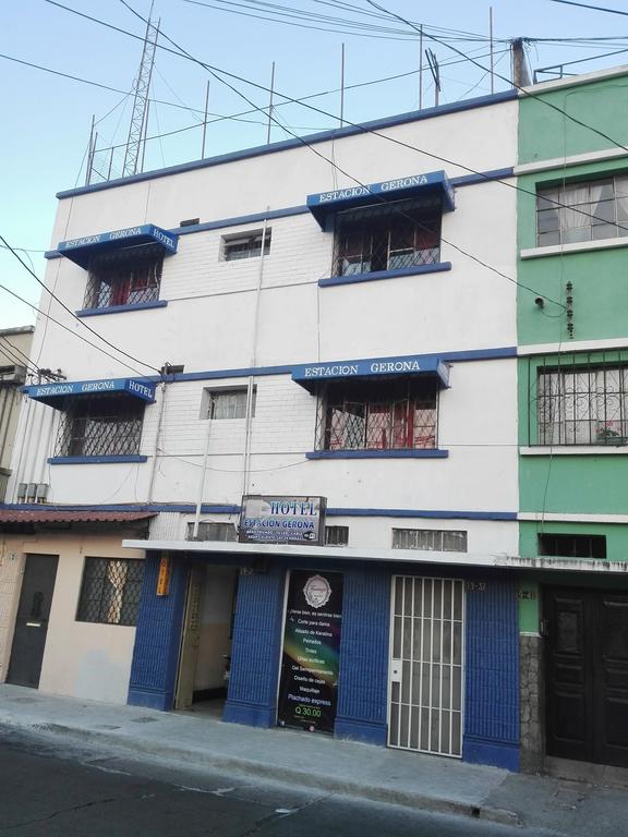 Roadblock and a MEGA traffic jam, dark alleys in Guatemala City and a conclusion about Guatemala