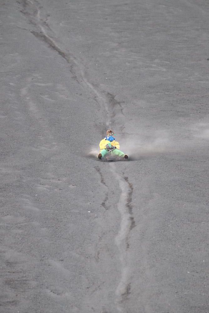 Volcano boarding in Leon