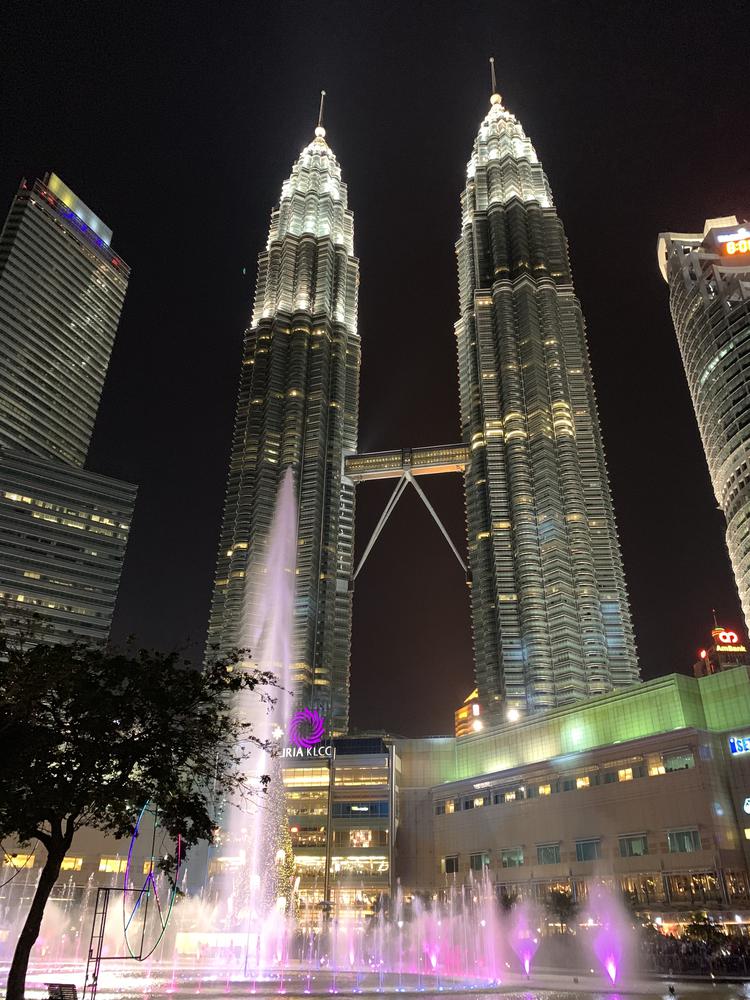 Kuala Lumpur - A city of contrasts and many cultures