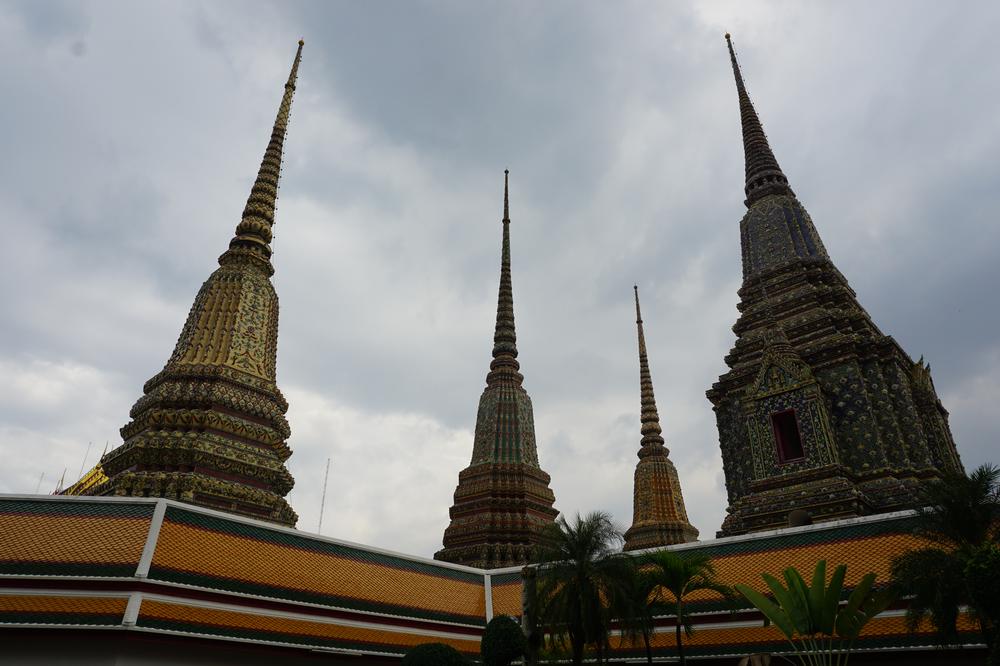 Bangkok (II) - Buddhist temples & Adult entertainment